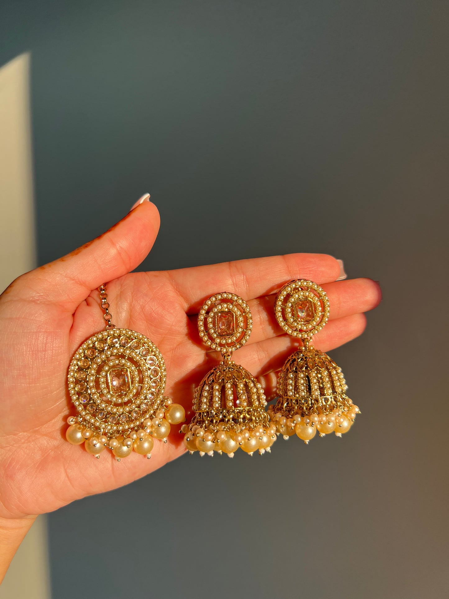 Earrings & Tikka (2)