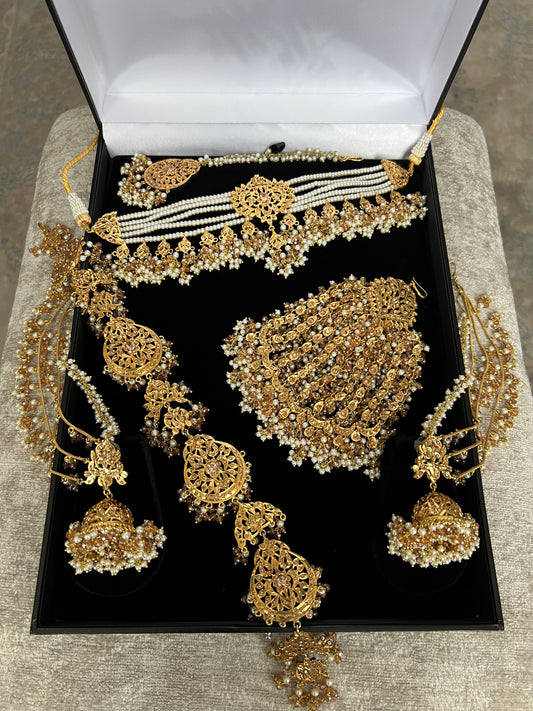 Timeless Bridal Set (PRE ORDER ONLY)
